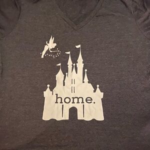 Disney Women’s castle Tshirt Bella XL